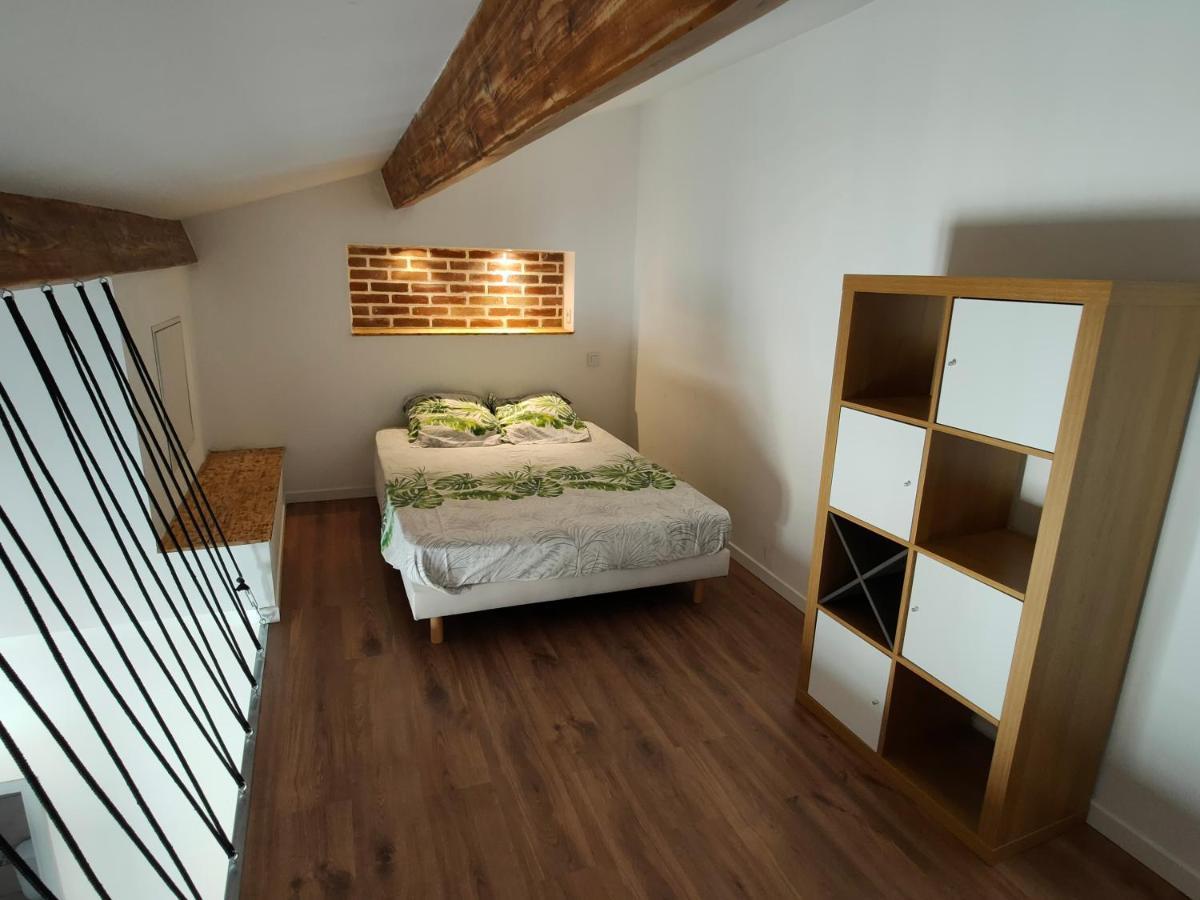 Appartamento Joli apparemment type Loft Cavaillon Esterno foto
