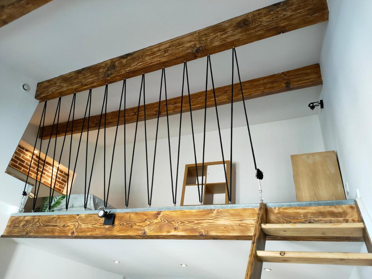 Appartamento Joli apparemment type Loft Cavaillon Esterno foto