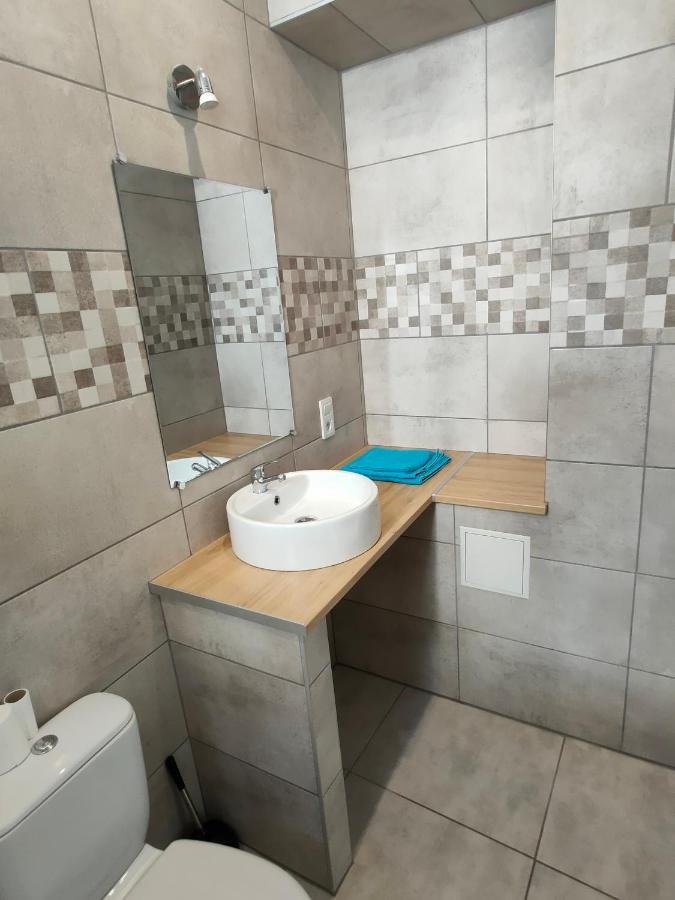 Appartamento Joli apparemment type Loft Cavaillon Esterno foto